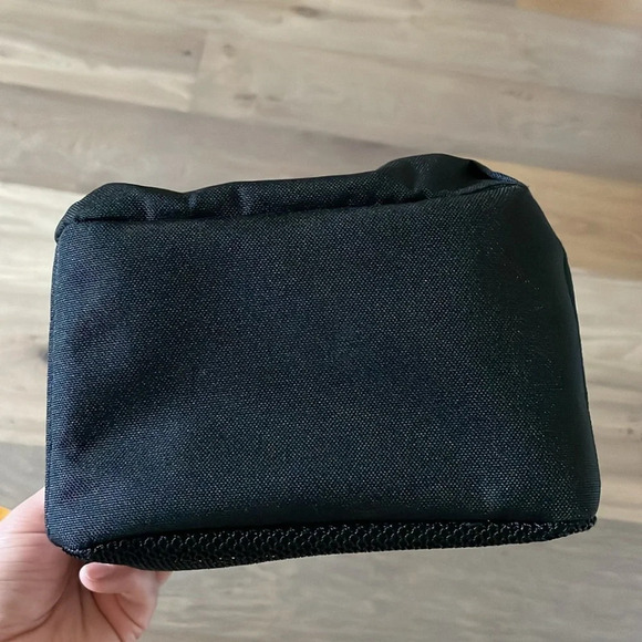 Adidas Santiago Insulated Lunch Bag New - Picture 10 of 11